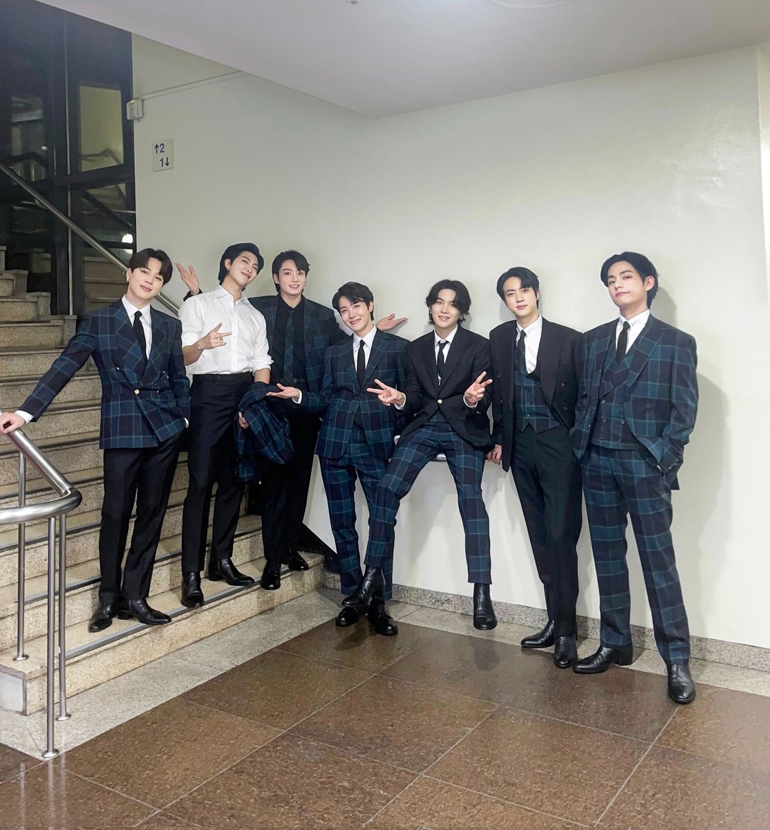 #BTS Monthly Listeners — Spotify

#BTS—26.074.674 (+6.298)
#RM—2.741.643 (-5.943)
#JIN—4.674.942 (-17.522)
#SUGA—1.855.239 (-419)
#AgustD—3.395.294 (-8.184)
#JHOPE—3.299.370 (-11.456)
#JIMIN—10.057.486 (-74.413)
#V—5.638.339 (-41.488)
#JungKook—18.205.043 (-35.019)