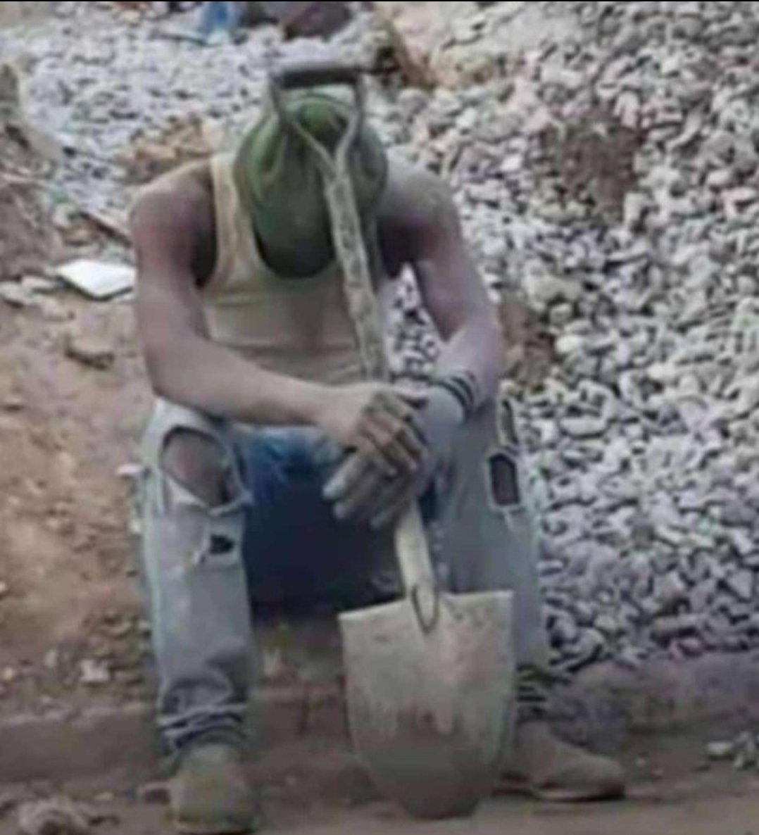 Mwisho, we try again today.

Whatever pursuit or activity you have going on to escape the jaws of poverty, please take it very seriously.

Your job, education or business.

As a man, get up and do something.

A closed mouth does not get fed. You could be a moment away from a life