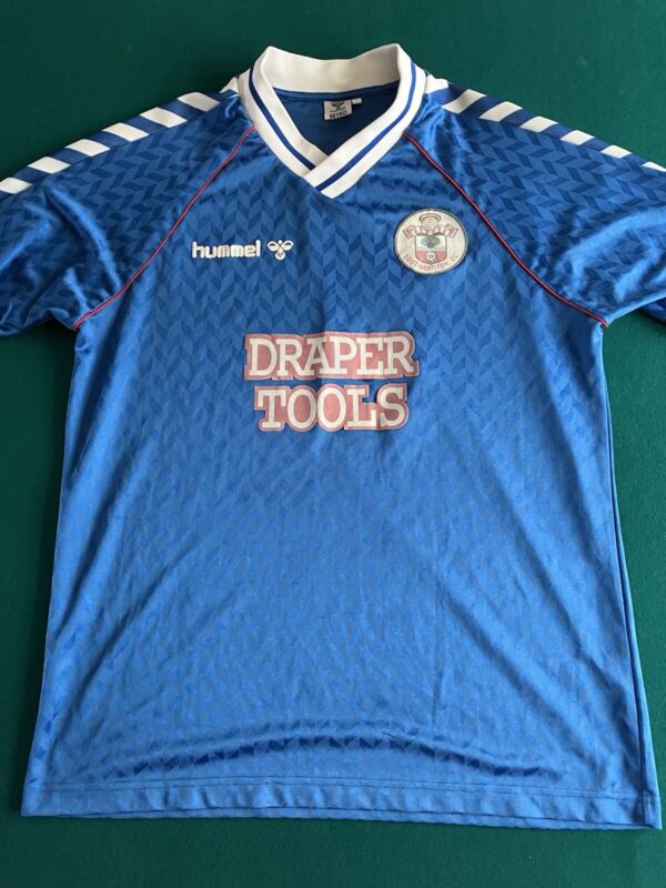 Retro Southampton FC 1987-1989 Blue Away Shirt - UK Large (L)

£29.00 currently

1 bid, 4 watchers

Ends Thu 20th Feb @ 7:20pm

ebay.co.uk/itm/Retro-Sout…

#ad #saints #saintsfc