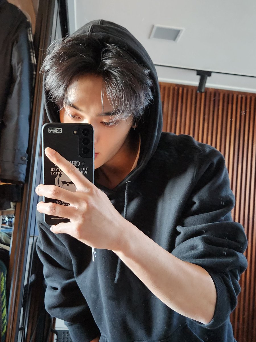 Hope you have a Good Day, Luvities.