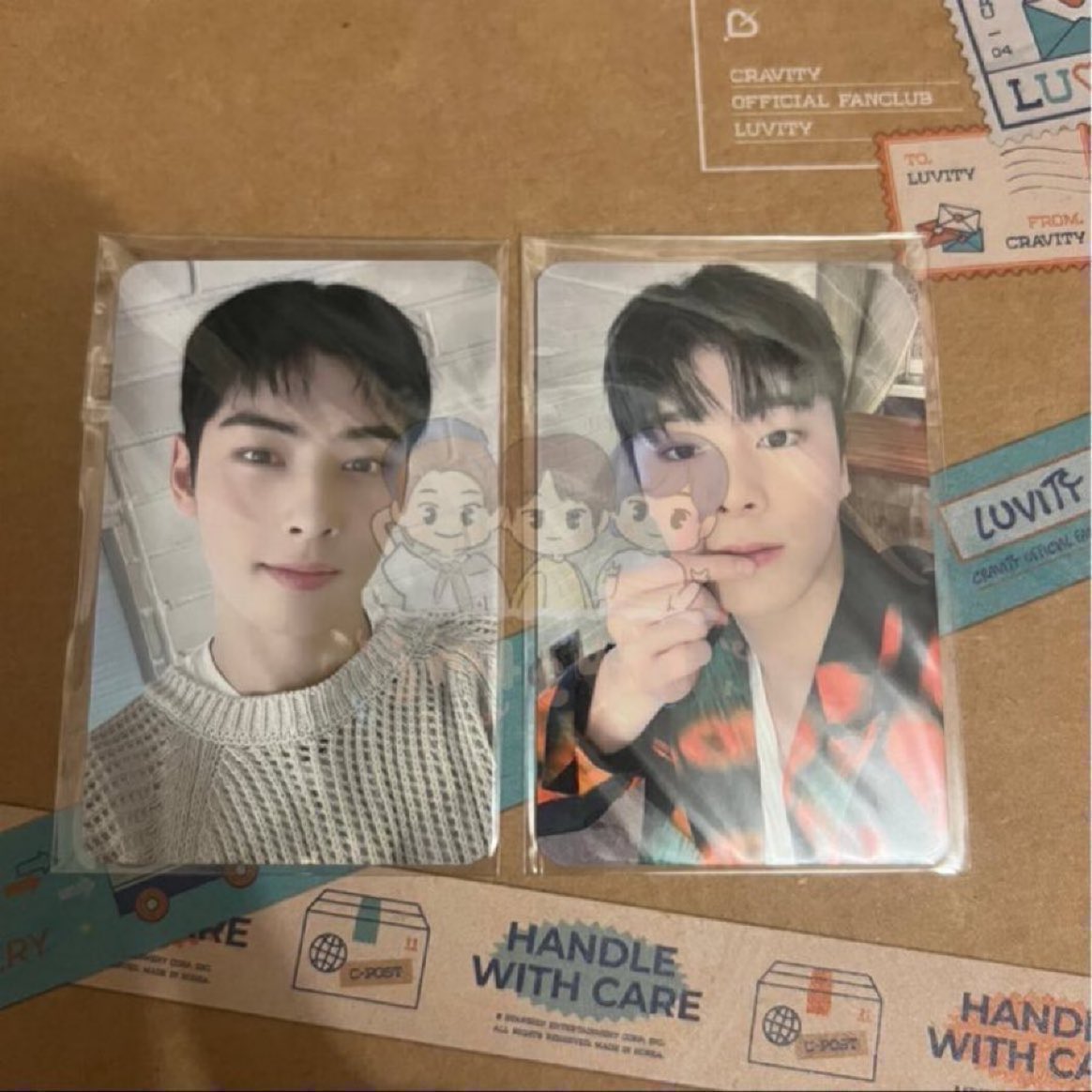 jmtc4rt's tweet photo. wts lfb ph #jmtsells

astro eunwoo and moonbin switch on pobs 

- 349 set only ❗️❗️
- onhand
- mint condition

dm if interested https://t.co/bOxEXoelPe