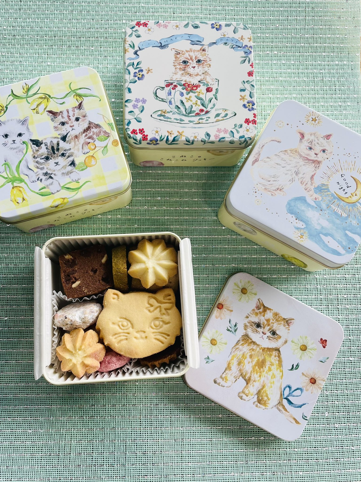 ミニチュア雑貨 ちらつき クッキー角缶(D) [sckt4] 品番：28547