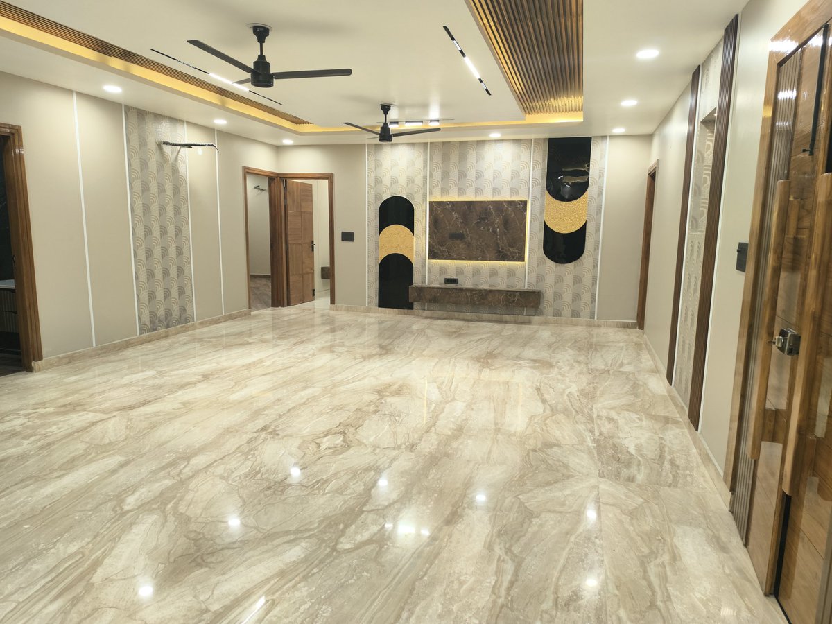 happyestates's tweet photo. Exclusive Listing! 🏡
Discover luxury in Greenfields, Faridabad – 4BHK with 4 spacious washrooms, stilt parking, and a private lift. Enjoy east-facing park views and a modern, elegant interior. The perfect blend of style and comfort! DM for a tour.

#FaridabadRealEstates https://t.co/v6UX2X9fNM