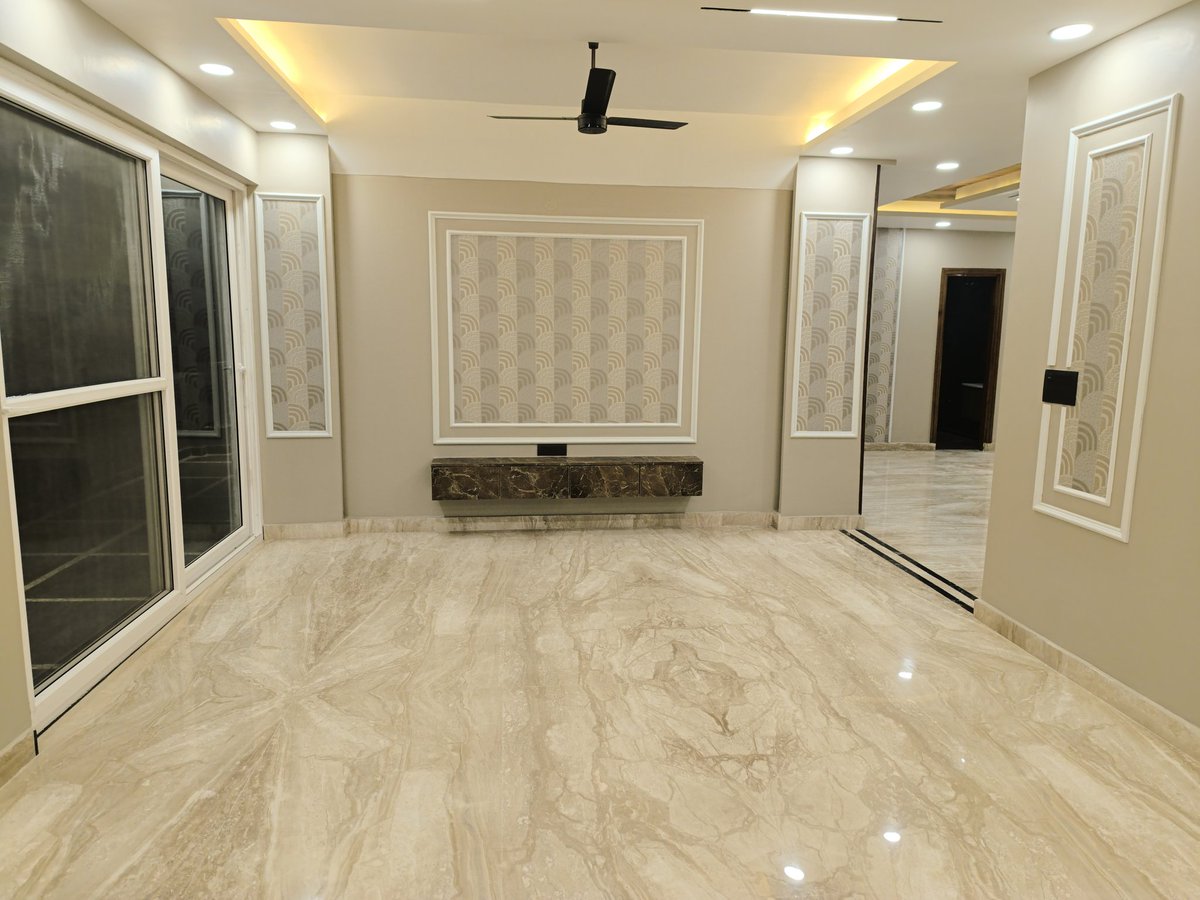 happyestates's tweet photo. Exclusive Listing! 🏡
Discover luxury in Greenfields, Faridabad – 4BHK with 4 spacious washrooms, stilt parking, and a private lift. Enjoy east-facing park views and a modern, elegant interior. The perfect blend of style and comfort! DM for a tour.

#FaridabadRealEstates https://t.co/v6UX2X9fNM