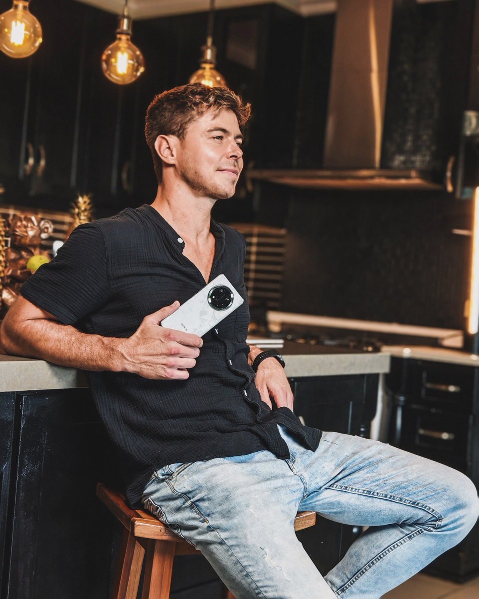 BOBBY VAN JAARSVELD (@bobbyvjaarsveld) on Twitter photo 🚀 The wait is over! 🎉 The Honor X9C has landed in all stores! Elevate your mobile experience with cutting-edge features and sleek design. Get yours today and unlock a world of possibilities! 📱✨ #HonorX9C #UnbreakableAISmartphone <a href="/HonorAfrica/">HONOR South Africa</a> 🚀 The wait is over! 🎉 The Honor X9C has landed in all stores! Elevate your mobile experience with cutting-edge features and sleek design. Get yours today and unlock a world of possibilities! 📱✨ #HonorX9C #UnbreakableAISmartphone <a href="/HonorAfrica/">HONOR South Africa</a>