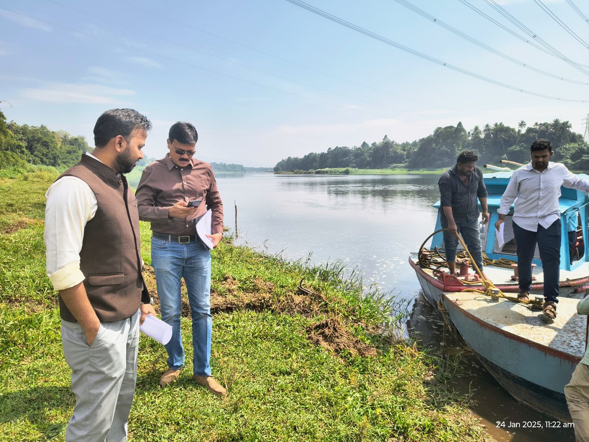BangaloreCwc's tweet image. A Team of Officers led by Sh. Ashok Kumar V. Director, Appraisal, MSO CWC visited 2 HO sites namely Billigundulu SRD, Coimbatore and Neeleeshwaram HO site SWRD Kochi on 23rd &amp;amp; 24th Jan, 2025 under Inter Organisation Competition and evaluation of model HO sites under C&amp;amp;SRO.