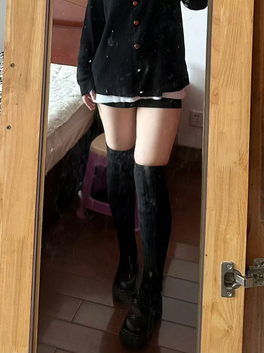 #LaCasaDeLosFamososCol ATM奴 #吸金 #账单奴 #无脑贡 #报销奴 #人形提款机 #ATM打钱奴 #匿名贡 #压榨奴 #工资奴 #贡奴 #金钱压榨 #狗奴 #账单奴 #贡畜 #无脑贡 #榨金 #大额奴 #喷金 #压榨 #上贡奴 #ATM 有趣有趣 我还是第一次听见这样的形容😌