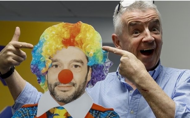 Desde hoy no volaré jamás con <a href="/Ryanair/">Ryanair</a> puedo soportar sus estafas. Pero soportar un insulto a <a href="/pbustinduy/">Pablo Bustinduy</a> por defender mis derechos, me invita a evitar una compañía indecente. #Ryanair #Oleary <a href="/consumogob/">Secretaría General de Consumo y Juego</a> <a href="/Ryanair_ES/">Ryanair España</a>