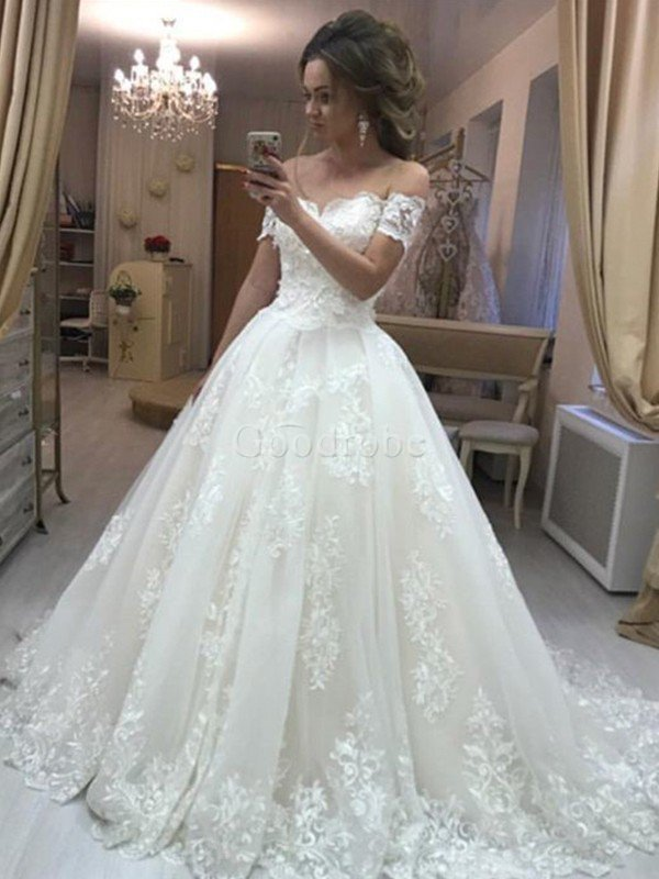 selfdress tweet picture