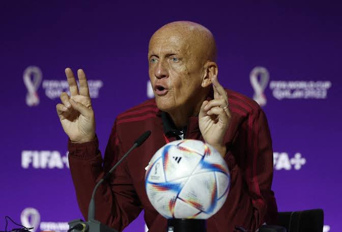 🗣 Pierluigi Collina: "Bana gönderilen binlerce mesajın ardından Galatasaray - Adana Demirspor maçında yaşanan penaltı pozisyonunu inceledim. Bugün eğer o maçı yöneten ben olsaydım kuşkusuz aynı kararı verirdim. Temas var.Pozisyon ceza sahası içinde mi? Evet. Başka söz yok"