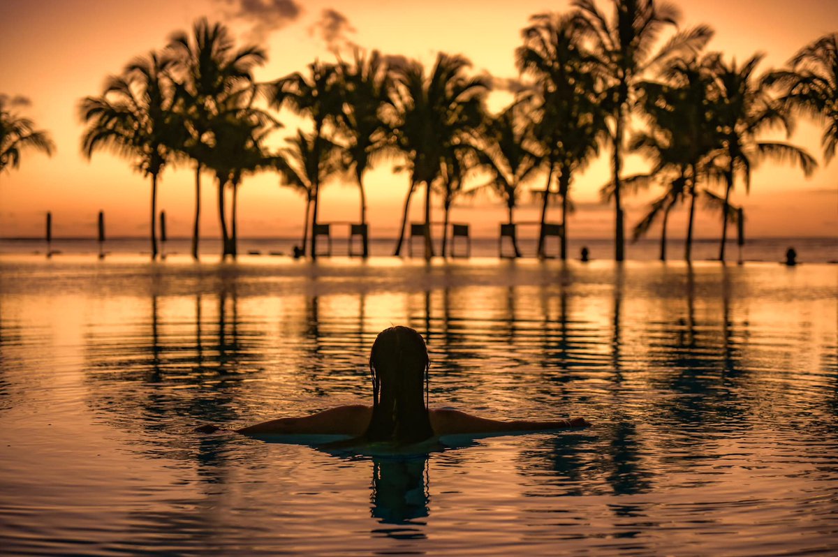 Wednesday in Mauritius
Golden hours