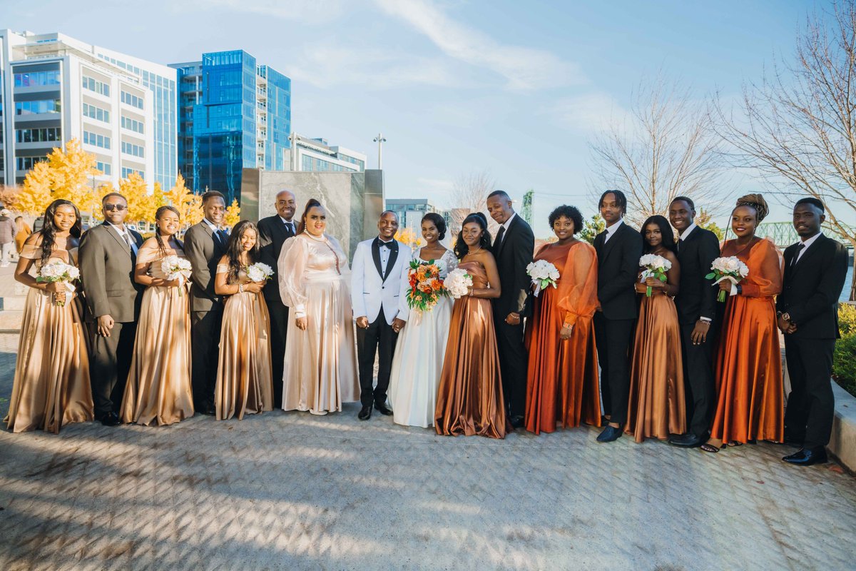 DovaGregley's tweet photo. 📣NEW YEAR OFFER ALERT!📣
20% OFF FOR EVERY GARMENT YOU ORDER WITH US
TO ORDER
☎️: +254708031014
📧: suitonlimited@gmail.com
#Suitontailored
#MadebySuitonforyou
#weddingsuits #Groomssuit #Suitonltd #SuitStyle #Menstyle #Mensuits #kenyafashion #madeinkenyan
2/3 https://t.co/pMpGeXOxaP