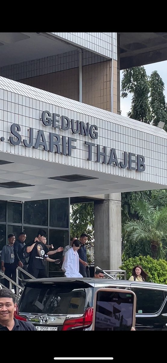 dearYJW_'s tweet photo. Guys anjirrr geterrr tanganku 😭 https://t.co/PCdXOtwhS0