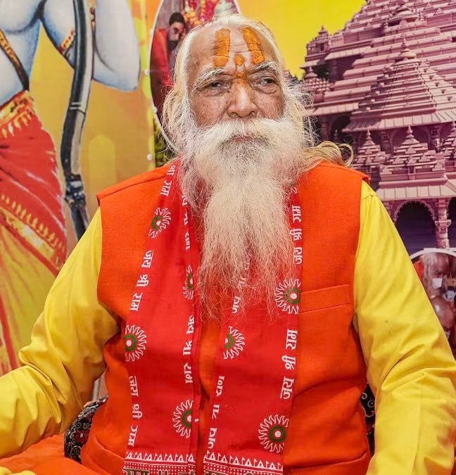 Shivprakash (@shivprakashbjp) on Twitter photo рд╢реНрд░реА рд░рд╛рдо рдЬрдиреНрдорднреВрдорд┐ рдордВрджрд┐рд░ рдХреЗ рдореБрдЦреНрдп рдкреБрдЬрд╛рд░реА рдЖрдЪрд╛рд░реНрдп рд╢реНрд░реА рд╕рддреНрдпреЗрдиреНрджреНрд░ рдХреБрдорд╛рд░ рджрд╛рд╕ рдЬреА рдорд╣рд╛рд░рд╛рдЬ рдХреЗ рдирд┐рдзрди рдХреА рдЕрддреНрдпрдВрдд рджреБрдГрдЦрдж рд╕реВрдЪрдирд╛ рдкреНрд░рд╛рдкреНрдд рд╣реБрдИред рдЙрдирдХрд╛ рджрд┐рд╡рдВрдЧрдд рд╣реЛрдирд╛ рдЖрдзреНрдпрд╛рддреНрдорд┐рдХ рдЬрдЧрдд рдПрд╡рдВ рд╕рдирд╛рддрди рдкрд░рдВрдкрд░рд╛ рдХреЗ рд▓рд┐рдП рдЕрдкреВрд░рдгреАрдп рдХреНрд╖рддрд┐ рд╣реИред
рдкреНрд░рднреБ рд╢реНрд░реАрд░рд╛рдо рдЙрдирдХреА рдкреБрдгреНрдпрд╛рддреНрдорд╛ рдХреЛ рд╢реНрд░реА рдЪрд░рдгреЛрдВ рдореЗрдВ рд╕реНрдерд╛рди рджреЗрдВ рд╡ рдЙрдирдХреЗ рдкрд░рд┐рд╡рд╛рд░ рдПрд╡рдВ рд╢реНрд░реА рд░рд╛рдо рдЬрдиреНрдорднреВрдорд┐ рдордВрджрд┐рд░ рдХреЗ рдореБрдЦреНрдп рдкреБрдЬрд╛рд░реА рдЖрдЪрд╛рд░реНрдп рд╢реНрд░реА рд╕рддреНрдпреЗрдиреНрджреНрд░ рдХреБрдорд╛рд░ рджрд╛рд╕ рдЬреА рдорд╣рд╛рд░рд╛рдЬ рдХреЗ рдирд┐рдзрди рдХреА рдЕрддреНрдпрдВрдд рджреБрдГрдЦрдж рд╕реВрдЪрдирд╛ рдкреНрд░рд╛рдкреНрдд рд╣реБрдИред рдЙрдирдХрд╛ рджрд┐рд╡рдВрдЧрдд рд╣реЛрдирд╛ рдЖрдзреНрдпрд╛рддреНрдорд┐рдХ рдЬрдЧрдд рдПрд╡рдВ рд╕рдирд╛рддрди рдкрд░рдВрдкрд░рд╛ рдХреЗ рд▓рд┐рдП рдЕрдкреВрд░рдгреАрдп рдХреНрд╖рддрд┐ рд╣реИред
рдкреНрд░рднреБ рд╢реНрд░реАрд░рд╛рдо рдЙрдирдХреА рдкреБрдгреНрдпрд╛рддреНрдорд╛ рдХреЛ рд╢реНрд░реА рдЪрд░рдгреЛрдВ рдореЗрдВ рд╕реНрдерд╛рди рджреЗрдВ рд╡ рдЙрдирдХреЗ рдкрд░рд┐рд╡рд╛рд░ рдПрд╡рдВ