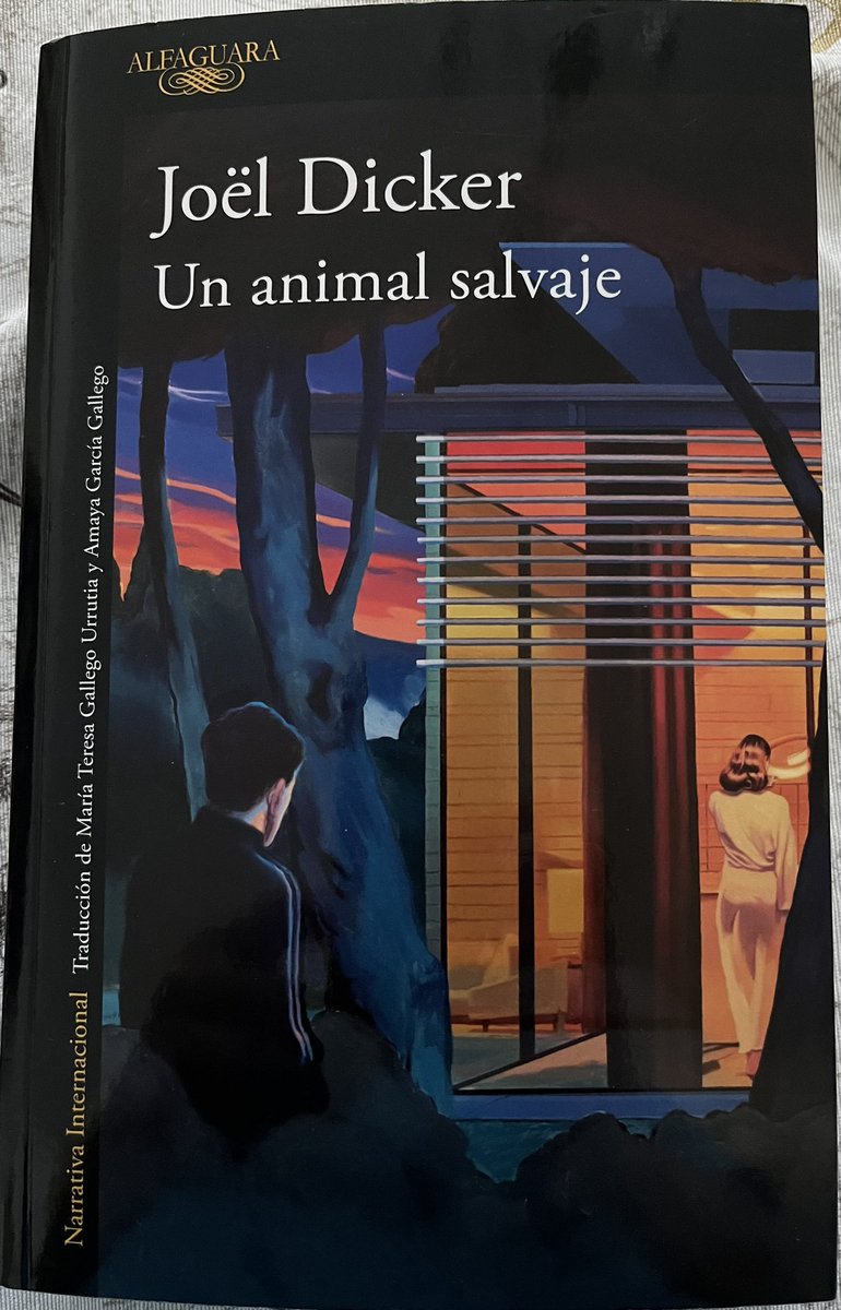 El mes de julio del año pasado terminé seis libros. Hasta ahora no había podido escribir mis reseñas. Pero ya puedes leerlas en #ElVigía. 
el-vigia.com/mis-lecturas-d…
