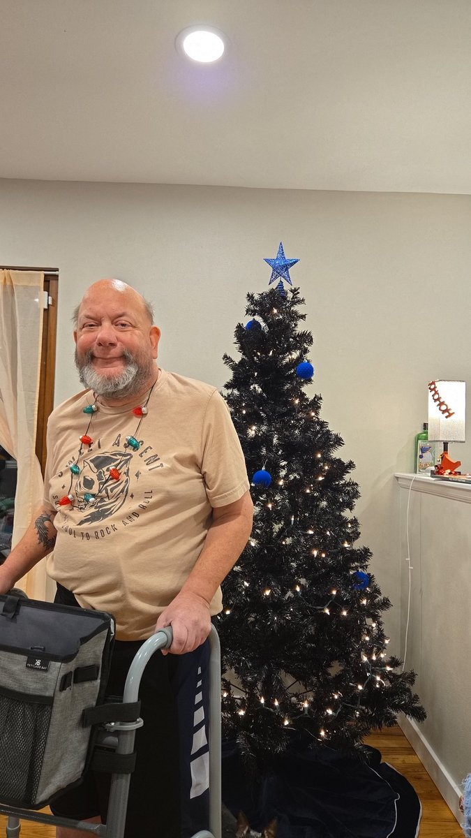 emmy 💗 tweet media