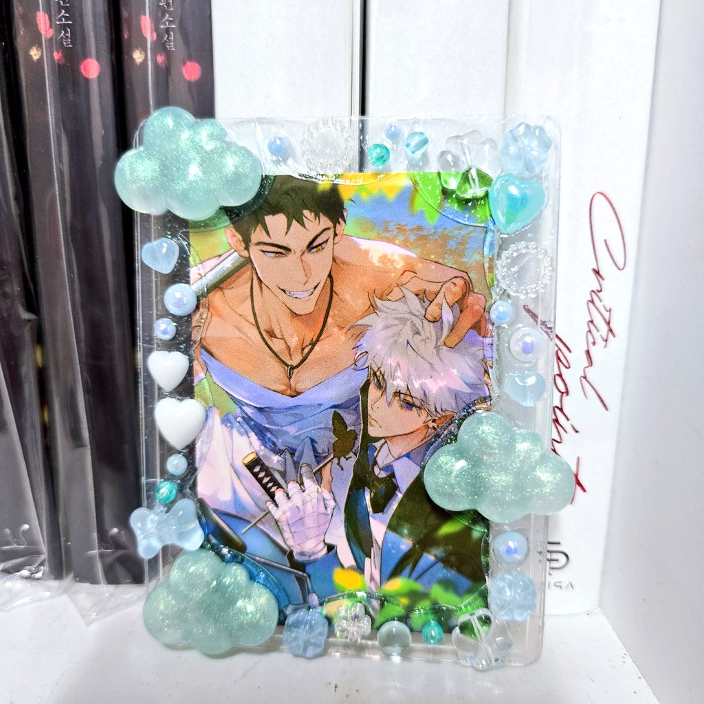냥이네탑꾸님 이벤트당첨되서
선물받았습니당~!!
청량한하늘색감이 너무예쁘네용~♡
날씨좋은날 들고나가서 더예쁘게찍어볼게요~!
감사합니당☺️💙
<a href="/Nayng_meow/">냥이네 탑꾸 🍀</a>