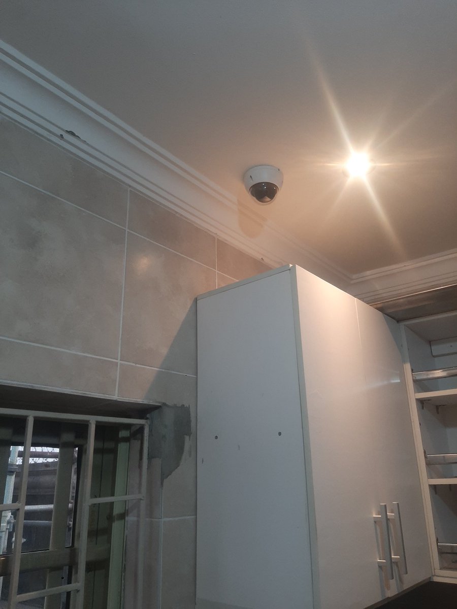 Arakunrin_Dipo's tweet photo. 4 channels IP PoE camera successfully installed and configured
The 3rd eye has been put to used all the way from the 🇺🇸
A safe space is assured if #YieldTechSolutions handle you CCTV project
#CCTV #Dahua #Securitysystem #SolarInverter https://t.co/UI3Y3RRIdv