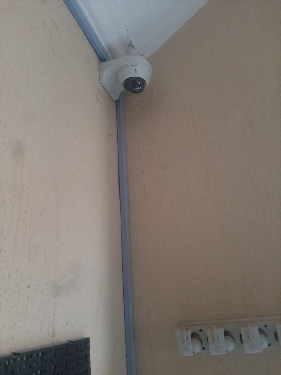 Arakunrin_Dipo's tweet photo. 4 channels IP PoE camera successfully installed and configured
The 3rd eye has been put to used all the way from the 🇺🇸
A safe space is assured if #YieldTechSolutions handle you CCTV project
#CCTV #Dahua #Securitysystem #SolarInverter https://t.co/UI3Y3RRIdv