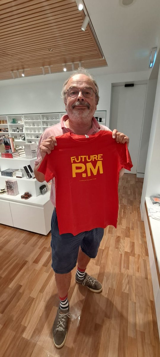 Je moet op alles voorbereid zijn als het kabinet #Schoof valt......
#Wilders