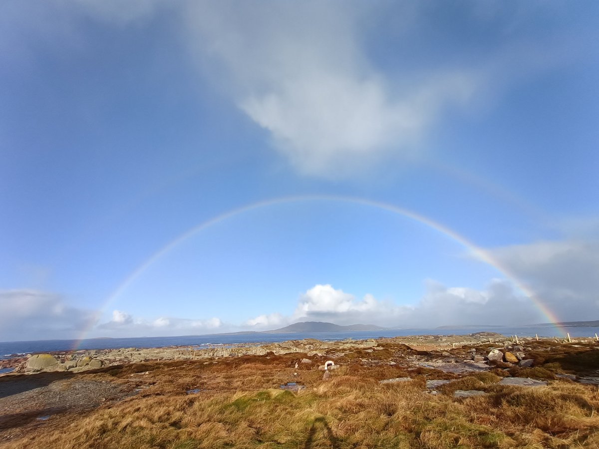 Power outages, icy roads and record wind speeds - what was it like installing a flask sampler right before #StormEowyn hit the west coast of Ireland? 

Find out more about the Mace Head 'supersite', a key part of the #NUBICOS project.

Read the story: icos-cp.eu/news-and-event…