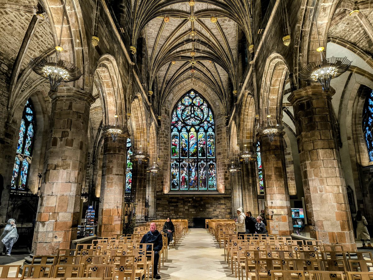 NeuronDerretida's tweet photo. Día 1 por Edimburgo. Simplemente sin palabras. Es una que te deja sin palabras de lo bonita que es y lo que te sumerges en su historia. Cuanto me alegro de volver a ella.
#edimburgo #edimburgh #scothland #scoth #escocia #turismo #viajes #travel #fotografia #foto #photography https://t.co/SRhhpNAWM6