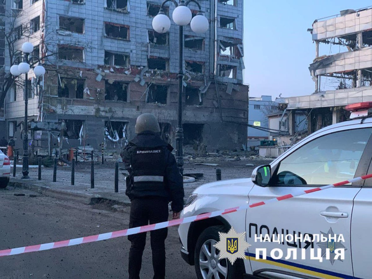 Kyiv and Kryvyi Rih were hit by rockets

The enemy has attacked our cities again. Unfortunately, there are dead and wounded. Destruction, pain, loss... Is this what their “desire for peace” looks like?

It is impossible to get used to this cruelty. It's impossible to accept that