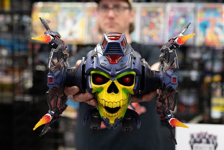 ClassicToysUK's tweet image. Just when you thought the Roboskull MKII couldn't get any cooler!
(From #Skeletron on FB).