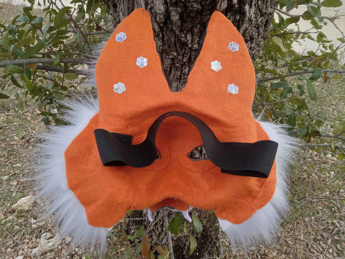 Comm for <a href="/PsychedelicYops/">PsychedelicYops</a>!🐾✨

#coyote #therian