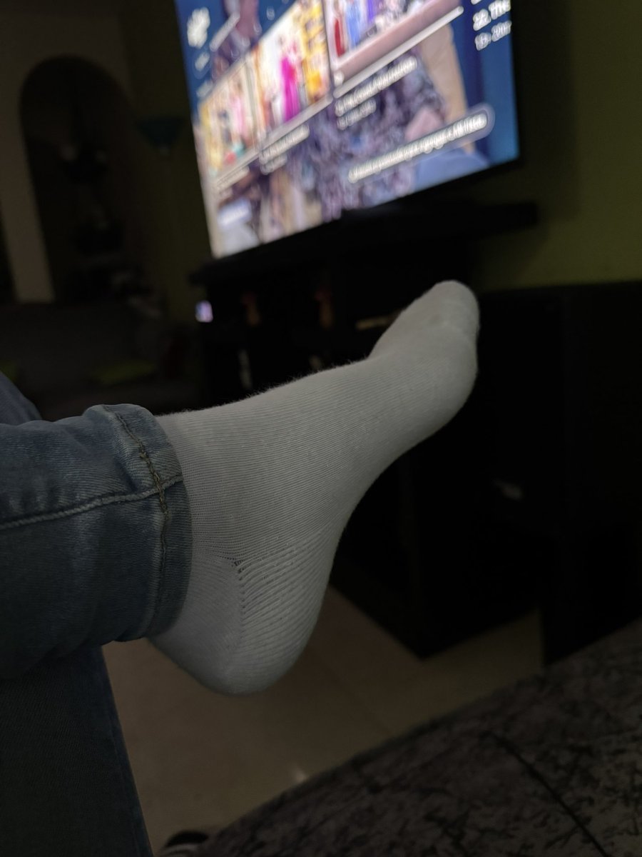 Can I show you more? #feetfethish #feetِ