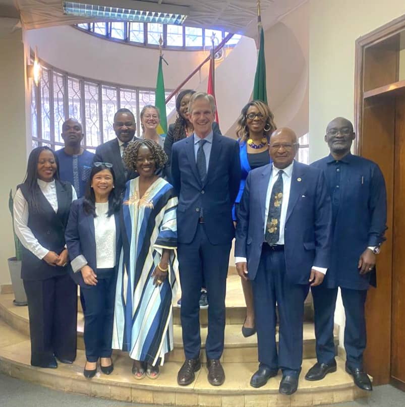 At the 38th AU Summit, #ARC met with 🇨🇦Canada's Permanent Rep to AUC , celebrating a partnership that has:

✅ Built capacity in 20+ countries
✅ Trained 1,500+ experts (60% women)
✅ Reached 4M+ beneficiaries
Together, we're scaling resilience! 💪 #DisasterRiskManagement #Africa