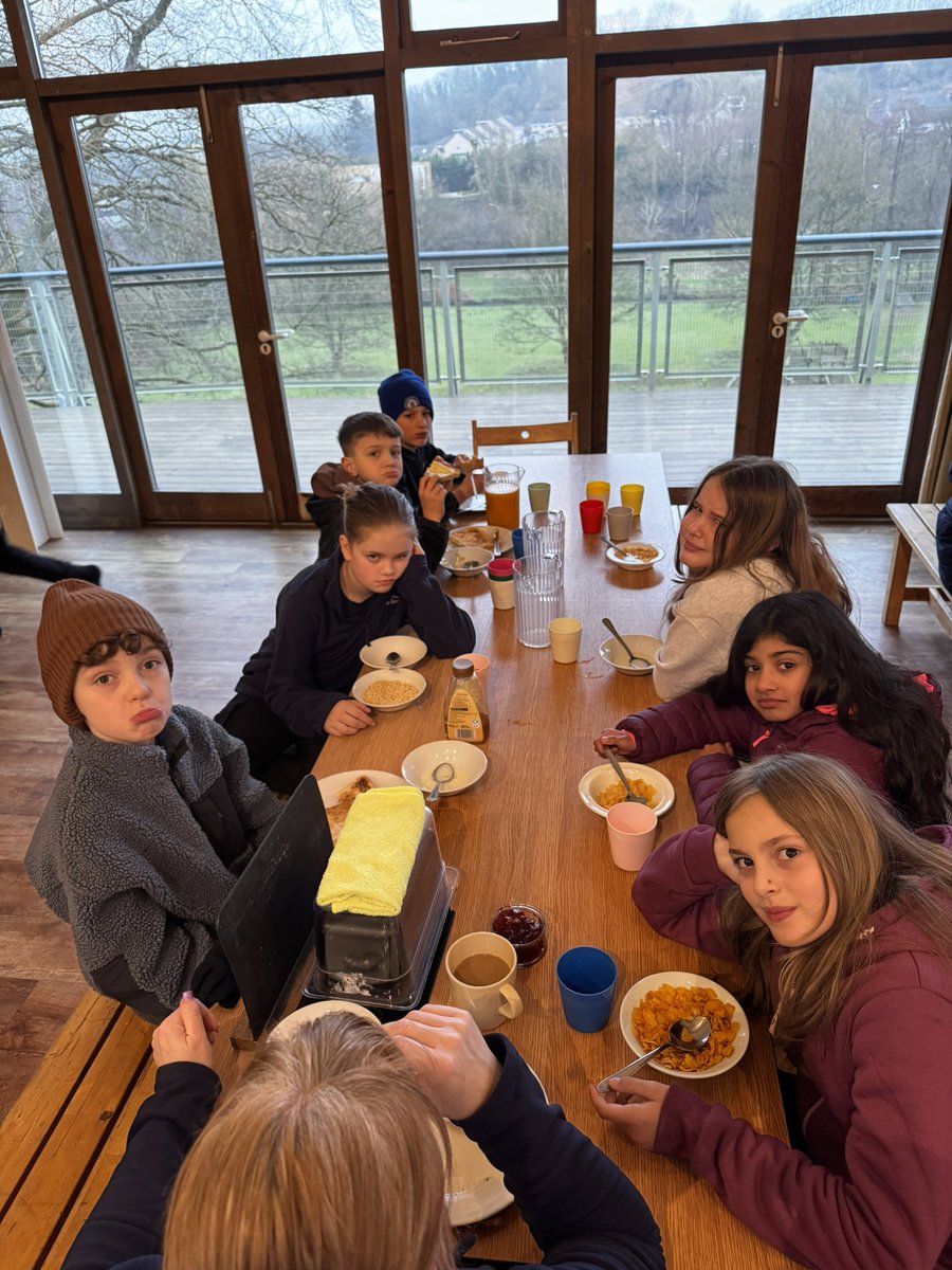 All packed and having some breakfast before our last activity! Feeling sad that it’s almost time to leave :(