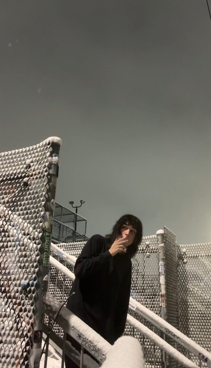 keyvslocket's tweet image. snowed again