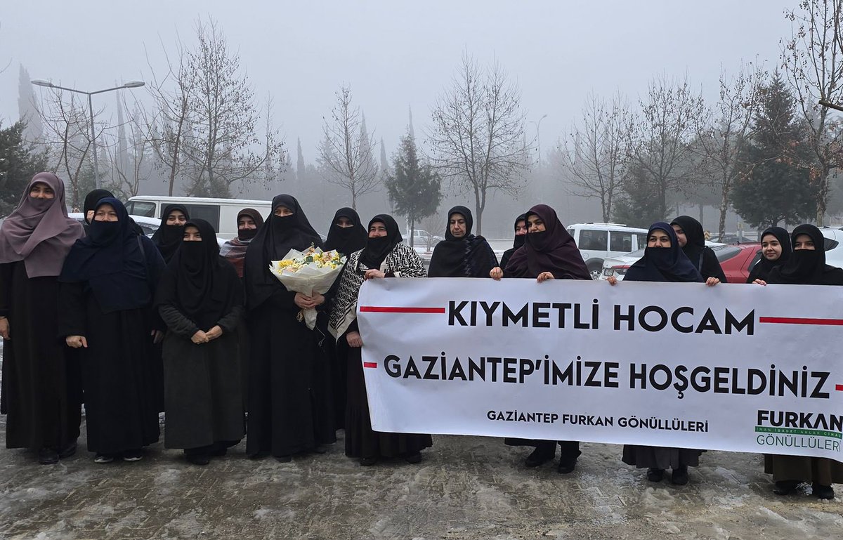 semrakuytul's tweet photo. Konferansımız için #Gaziantep’teyiz.

Bu karlı havada bu sıcak karşılama için Gaziantepli hanım kardeşlerime teşekkür ediyorum.. 

#FurkanKonferansları
#GaziantepKonferansı https://t.co/ZaY47CREzo