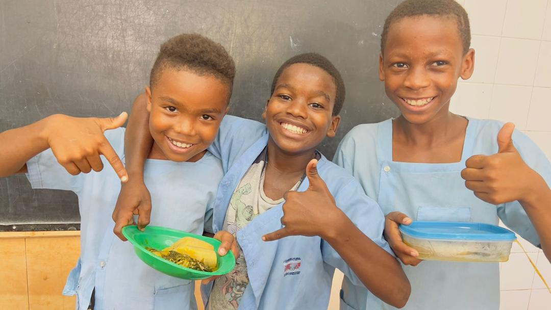 WFP Cameroon (@wfp_cameroon) on Twitter photo <a href="/SchoolMeals_/">School Meals Coalition</a> <a href="/NacoesS/">Nações Unidas STP</a> <a href="/guindoabou/">Aboubacar Guindo</a> <a href="/missJorcilina/">Jorcilina</a> <a href="/Mlvmushumba/">MlvMushumba</a> <a href="/_CPLP/">CPLP</a> #SãoTomé&Príncipe🇸🇹
Strong commitments to boost locally sourced #SchoolMeals and food systems across <a href="/_CPLP/">CPLP</a> nations emerged from the <a href="/_CPLP/">CPLP</a>’s III International Seminar on Best Practices in School Feeding.
#SavingLives <a href="/SchoolMeals_/">School Meals Coalition</a> <a href="/NacoesS/">Nações Unidas STP</a> <a href="/guindoabou/">Aboubacar Guindo</a> <a href="/missJorcilina/">Jorcilina</a> <a href="/Mlvmushumba/">MlvMushumba</a> <a href="/_CPLP/">CPLP</a> #SãoTomé&Príncipe🇸🇹
Strong commitments to boost locally sourced #SchoolMeals and food systems across <a href="/_CPLP/">CPLP</a> nations emerged from the <a href="/_CPLP/">CPLP</a>’s III International Seminar on Best Practices in School Feeding.
#SavingLives