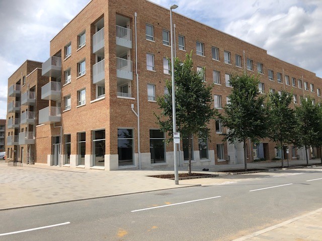 MPSCommunities's tweet image. MET DOCO’s with @lbbdcouncil @barkingriver @Bellway_Homes successfully ensured Barking Riverside achieved @securedbydesign GOLD. 494 residential units feature SR2 communal doors, access control, PAS24 doors & windows, Gerda protection and lighting. All helping prevent Crime & ASB