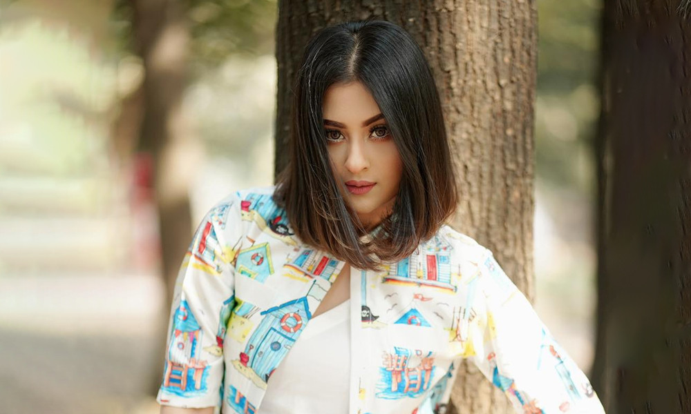 আমরা ইদানিং প্রশংসা করা ভুলে যাচ্ছি: বুবলী