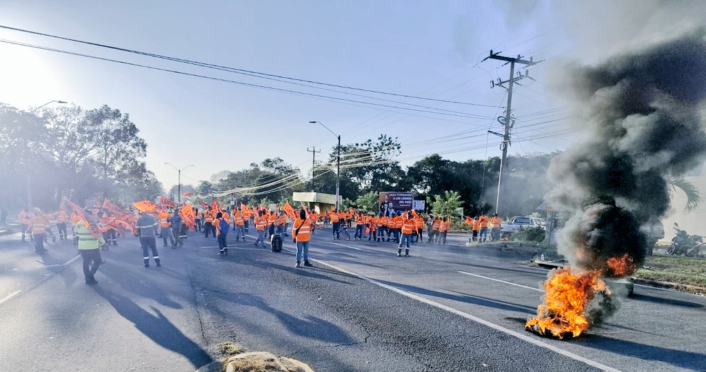 SuntracsPanama's tweet image. 🔥🔥🔥🔥🔥
- Jornada de protestas en todo el país -
La dignidad y lucha del pueblo serán puesta a prueba y triunfarán.
🔥🔥🔥🔥🔥
