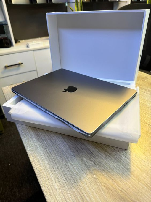 Looking for a new laptop? You've landed in the perfect spot!

Here's the top 8 laptops of 2025.

Don't miss #3 - it makes a big difference for the younger crowd!
