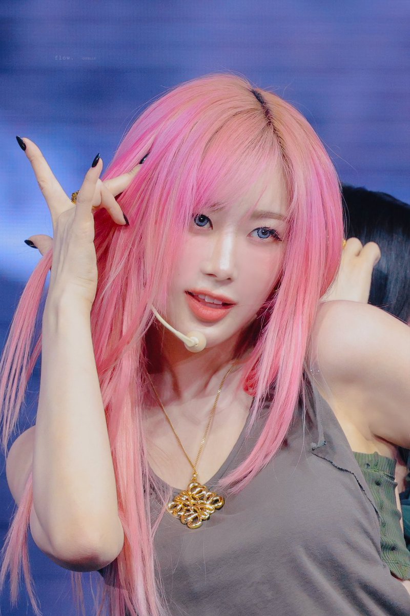flow001030's tweet photo. 250111

#aespa #æspa #에스파 
#GISELLE #지젤 #ジゼル https://t.co/ukSwZu7AJB