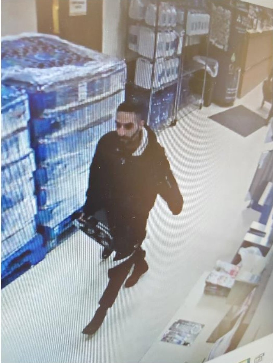 OPP_WR's tweet photo. Can you assist the #SouthBruceOPP with a theft investigation? 

Last evening at approximately 6:50p.m., two males were involved in a theft at a business in the area of Durham Street and Highway 21, Kincardine. 

Approximately $1,000 of baby formula was stolen from the business. Individuals departed in a red & tan coloured pickup truck with a burnt out drivers side headlight. 

Please contact OPP with any information, or any dash camera footage in the area at the time that could be of assistance. ^mt