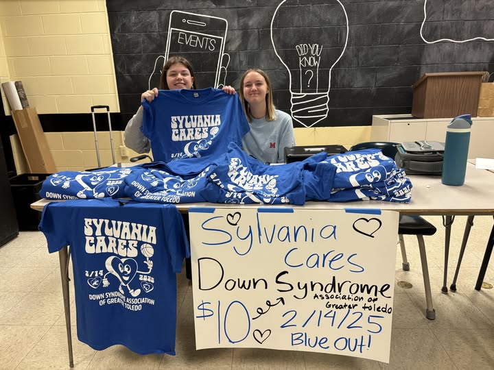 SylvaniaSchools's tweet image. .@SylProjectUnify will play between the JV &amp;amp; Varsity games, NV(h) vs. SV (A). This will be a great night in Sylvania with our schools supporting Sylvania Cares and our Sylvania-wide Project Unify team playing. #sylvaniacares #playunified