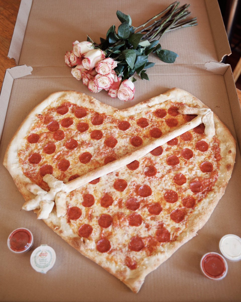 Benny’s Heart Pizzas | 2.14 🌹