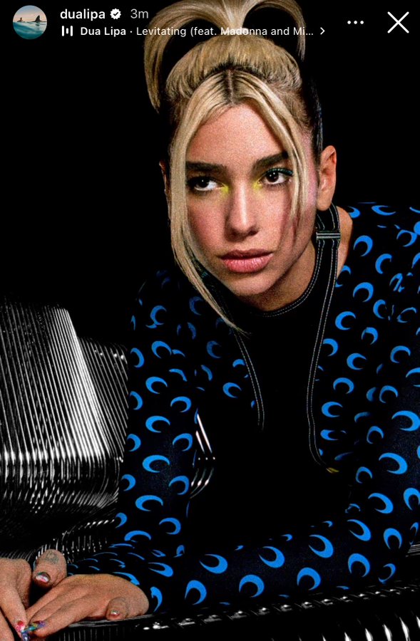 LCDLF4VIP's tweet image. Dua posted three pictures from "Future Nostalgie" Photoshoot. One for the original album, for the club version, for the moonlight edition. Is there something in the road?