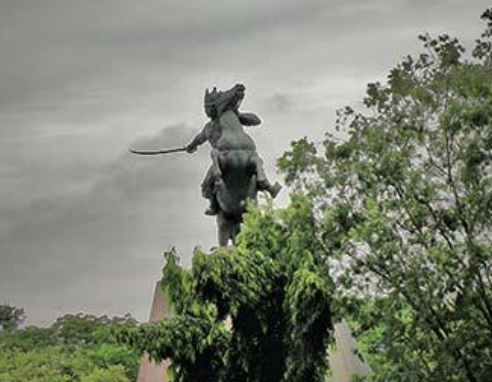 mrigankabjp's tweet photo. Several historians have written that Chilarai
despite his strength, valour, and following always
obeyed his brother and conquered kingdoms on
his behalf while putting his own life at risk.  

"Heartfelt greetings to the citizens on Bir Chilarai Divas"

#BirChilarai https://t.co/IgON4n26wW