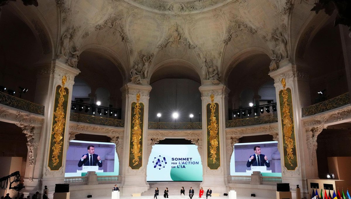 🌐 Lorenzo Luce, is featured in La Repubblica! During the #AIActionSummit in Paris, he shared his vision on how #AI will impact the climate, employment, and global governance.

#ArtificialIntelligence #TechLeadership
 rfr.bz/t43d1e4