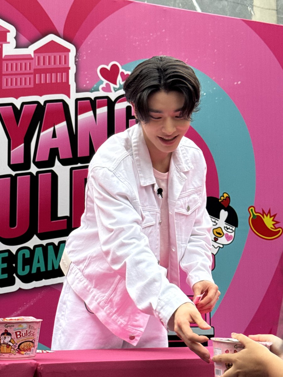 체리 tweet media