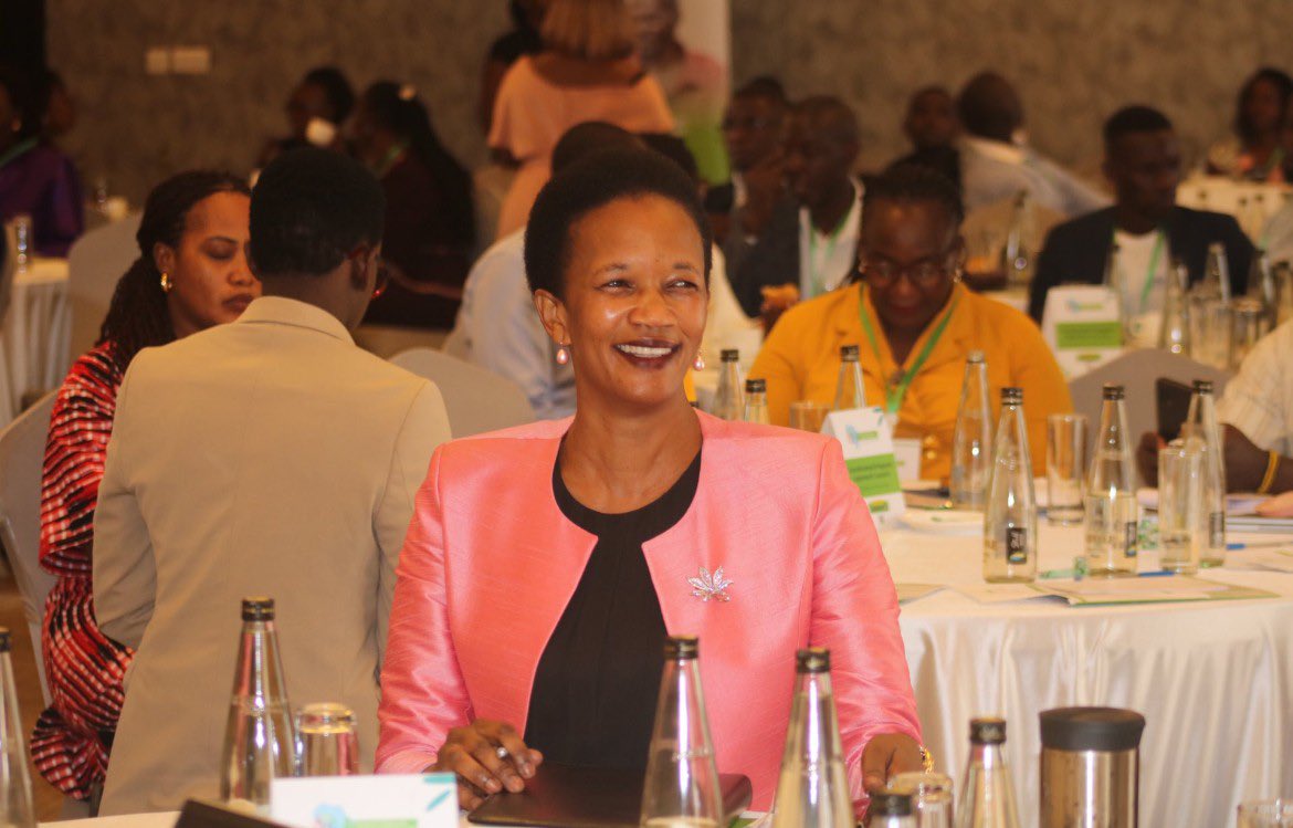 🚀 Introducing the Coordinated Program Approach – Happening Now! 🌟
By bringing together <a href="/CRVPF1/">Children's Rights and Violence Prevention Fund</a> ‘s three grant-making programs in the same locations, through this approach,we’re providing young people with an integrated package of services to access safe, dignified work. 💼✨