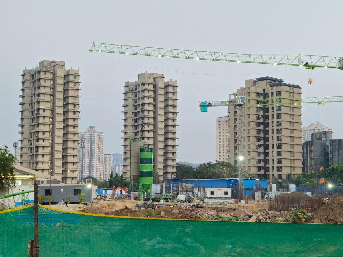 Raunak_Delight's tweet photo. 🚨Attention : A Ready Mix Cement(RMC) Plant is setup close to a Sanjay Gandhi National Park and residential areas!🏞️🏠This threatens both our environment and our health. We must stop it NOW to protect our community and wildlife! 
400615
@mpcb_official @MahaForest @TMCaTweetAway https://t.co/m1q9WA7Prz
