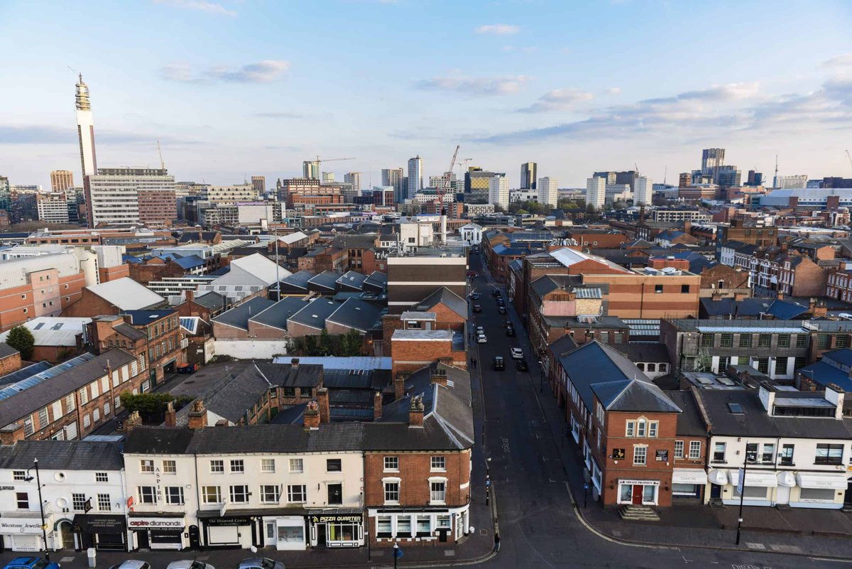 📢🏆 Jewellery Quarter Submits Bid for World Craft City Status!

If successful, the Jewellery Quarter will become the 𝗳𝗶𝗿𝘀𝘁 𝗶𝗻 𝘁𝗵𝗲 𝘄𝗼𝗿𝗹𝗱 to be recognised for Jewellery Making, Goldsmithing, Silversmithing, and Allied Trades.

Details: jqdt.org/bid-submitted-… 💎🛠️🎨